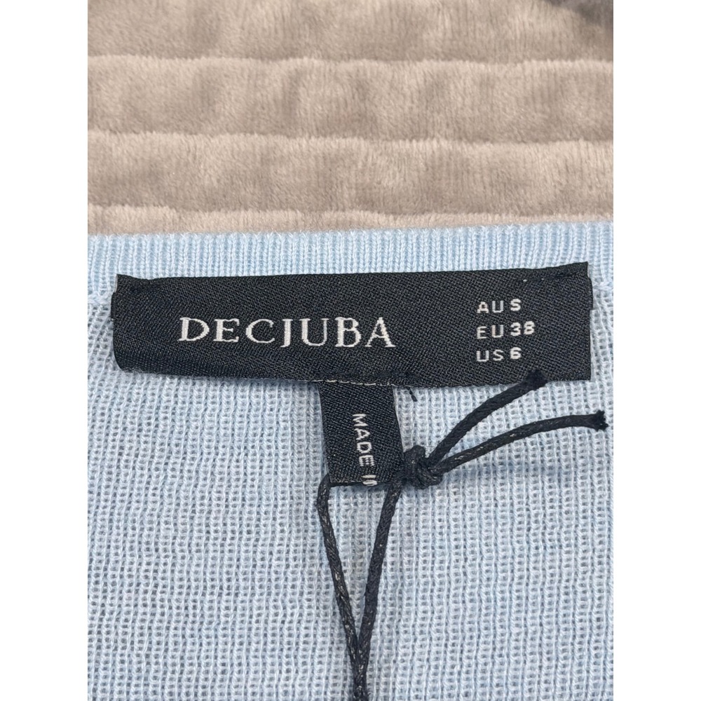 DECJUBA Allie Twist Long-Sleeve Top Sky Blue Soft Cozy Sweater Size Small NWT - Picture 3 of 6